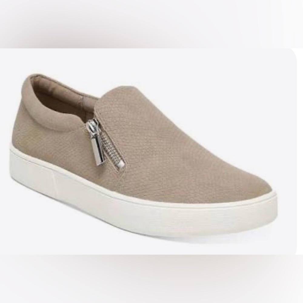 EUC-Style & Co. Women's Taupe Slip-On Sneakers